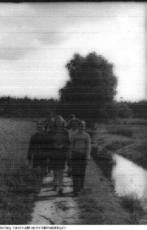 "Jugendleben". Dresden, Jugendgruppe Hechtviertel (Tischtennis, Wandern, Baden etc.), 1946/47
