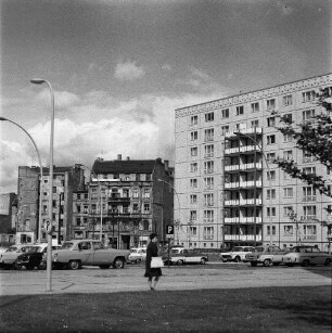 Berlin-Mitte, Karl-Marx-Allee? Wohnhäuser