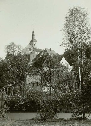 Dohna, Blick aus dem Müglitztal nach Osten zum Kirchberg