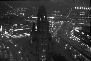 Berlin: Vom Planetarium-Kaffee im Europa-Center auf Breitscheidplatz mit Gedächtniskirche
