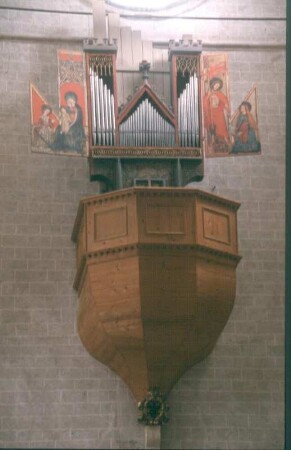 Schwalbenschwanzorgel (um 1435, Erweiterung 1686-1688; C. Aebi). Sion, Basilika von Valeria