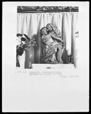 Pietà am nördlichen Seitenaltar