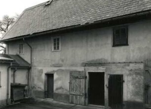 Malschendorf-Krieschendorf, Krieschendorfer Straße 15. Gehöft (1801/1850). Hofansicht des Stallgebäudes