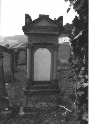 Grabstein 73