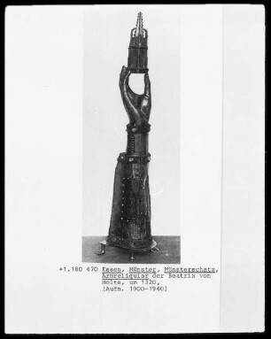 Armreliquiar der Beatrix von Holte