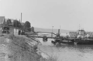 Landebrücke der Fähre Nierstein - Oppenheim-Kornsand/Rhein