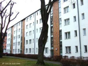 Wohnanlage & Ladenzeile Seegefelder Straße; Berlin, Spandau
