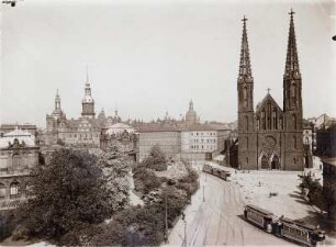 Dresden, Residenzschloß und Sophienkirche : Dresden-Altstadt. Blick vom Hotel Weber am Postplatz nach Osten zu Zwinger, Residenzschloß, Taschenbergpalais und Sophienkirche