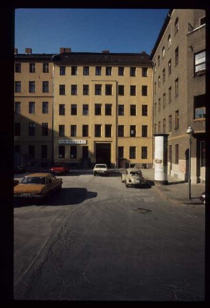 Diapositive: Naunynstr. 39, Sommer 1984