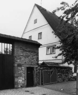 Sulzbach, Fronhofstraße 16