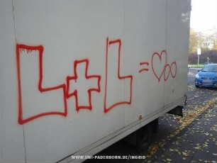 L+L= HERZ | {UNENDLICHKEIT}