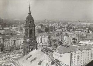 Kreuzkirche : Dresden-Altstadt, Blick vom Rathausturm über Kreuzkirche und Altmarkt