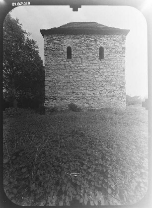 Röblingen am See. Kirche St. Nikolai (Baubeginn 12. Jh.). Ansicht von Süden