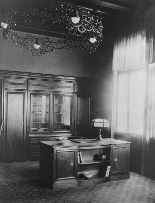 Raum 18: Amtszimmer für das Bezirksamt Fürth