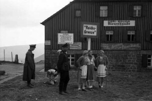 Schneekoppe: Reichsgrenze mit Zollbeamten