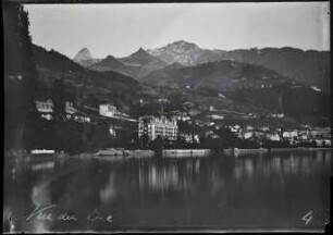 Montreux vom Genfer See aus gesehen