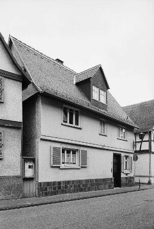 Wohnhaus; Oberursel, Eppsteiner Straße 23