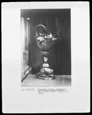 Vase oder Pokal