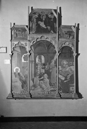 Altaraufsatz mit Szenen der Mariengeschichte