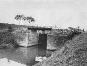 Schleuse Niederbiel/Lahn