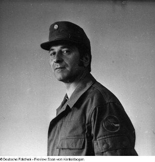 Kampfgruppen: Karl Winter, Rat des Bezirkes (und weitere Bildnisse)