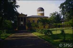 Potsdam, Schlossgarten Lindstedt mit Schloss.