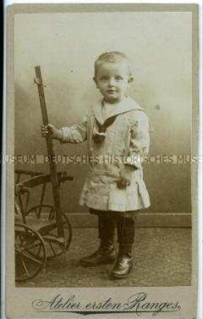 Kind im Matrosenkleid, Carte de Visite