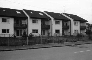 Freiburg; St. Georgen: Reihen Eigentumshäuser; Obergasse