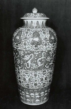 Monumentalvase, sogenannte Dragonervase