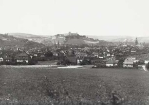 Würzburg, Stadtansicht : Würzburg. Stadtansicht mit Festung Marienberg von Südosten