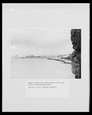 Handelshafen & Emborio-Hafen