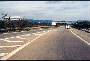 Ausfahrt aus Tangente Südost (Mannheim-Neckarau Richtung Heidelberg) zu Nebenfahrbahn Süd (Mannheim Richtung Heidelberg)