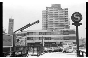 Kleinbildnegativ: Askanischer Platz, 1980