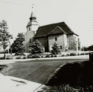 Ressen. Dorfkirche : Ressen (Neu-Seeland). Dorfkirche (ab 1200, 1713). Ansicht von Südosten