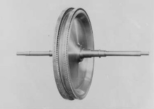 Laufrad einer 50-PS-Dampfturbine : Technikgeschichte | Industrie und Technik | Dampfmaschinen (Abwärmekraftmaschinen, Locomobile)