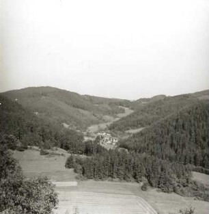 Schaderthal (Probstzella-Schaderthal). Blick zum oberen Ortsteil