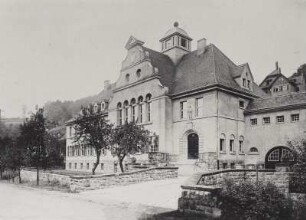 Tharandt, Wilsdruffer Straße 1. Königliches Amtsgericht (Grundschule). Eingangsseite
