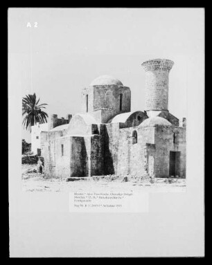 Ajias Trias-Kirche & Ehemalige Dolapli Moschee