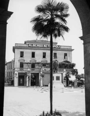 Salò, Hotel : Italien, Gardasee, Salò. Albergo Metropoli Hotel