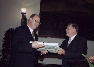 60. Geburtstag von Regierungspräsident Sven von Ungern-Sternberg [mit Erwin Teufel]