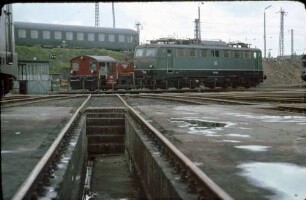 Bw Mönchengladbach Köf 322 031 Lok 140 125 Drehscheibe Putzgrube