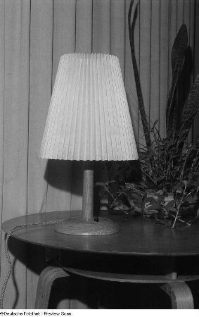 Tischlampe