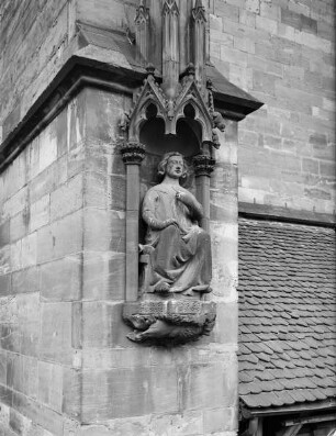 Sitzfigur eines Grafen von Freiburg