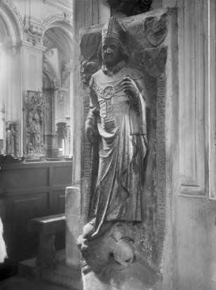 Wanddenkmal für Bischof Albrecht von Hohenlohe