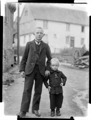 Portrait (Zwei Jungen)