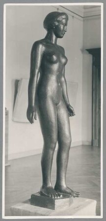 Stehende Frau, 1915/16, Bronze Stehende weibliche Figur