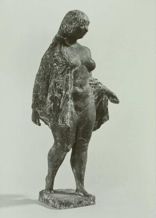 Mädchen mit Badetuch