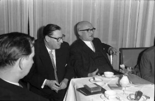 Freiburg: Besuch der Landesregierung; Finanzminister Frank und Ministerpräsident Gebhard Müller