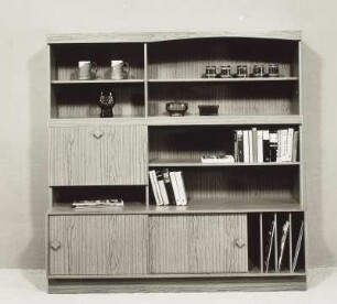 Wohnzimmerschrank