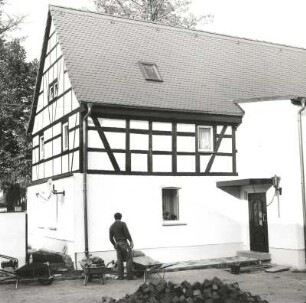 Markranstädt-Thronitz, Ringstraße 2. Gehöft. E. 19. Jh. Hofansicht (Teilansicht) des Wohnhauses